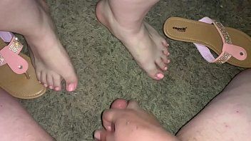 Cumming wifes sexy toes while