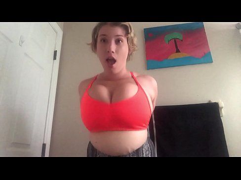 Young tinder babe let me film our first hookup! Perfect Body - AlmondBabe.