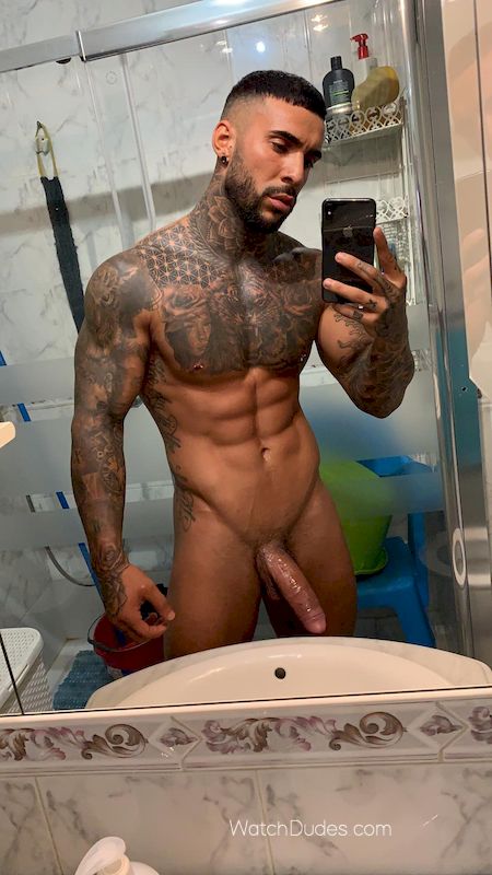 Hot B. reccomend nude sexy male hunks with big cocks