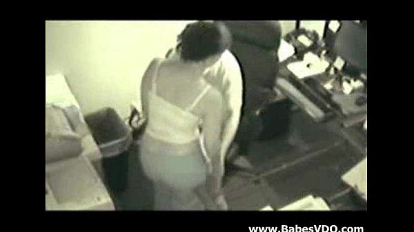 Secretary Caught Serving Her Supervisor on Security Cam.